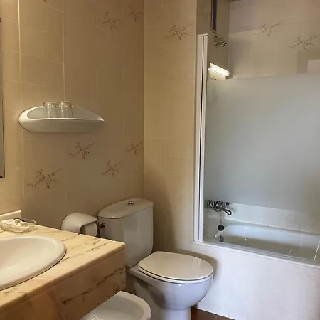 Coray Hotel 3*